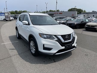 Used 2020 Nissan Rogue SV image 1