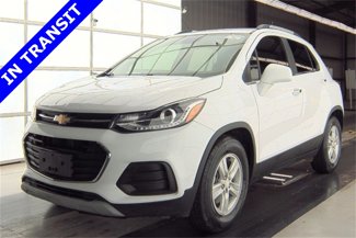 Used 2020 Chevrolet Trax LT w/ Driver Confidence Package image 1