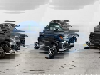 New 2025 Audi Q5 e Premium image 1