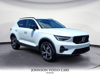 New 2026 Volvo XC40 B4 Core w/ Climate Package image 1