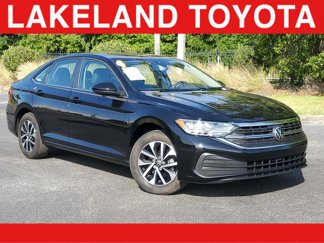 Used 2024 Volkswagen Jetta S image 1
