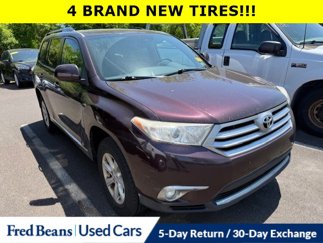 Used 2012 Toyota Highlander 4WD image 1