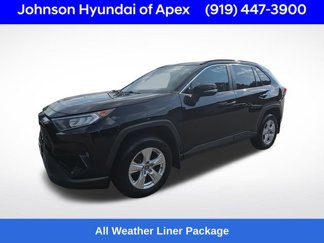 Used 2020 Toyota RAV4 XLE image 1