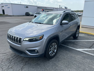 Used 2019 Jeep Cherokee Latitude Plus w/ Cold Weather Group image 1