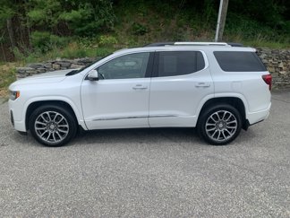 Used 2022 GMC Acadia Denali w/ Denali Ultimate Package image 1