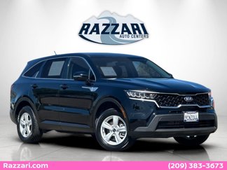 Used 2021 Kia Sorento LX image 1