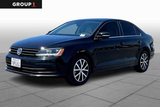 Used 2017 Volkswagen Jetta SE image 1