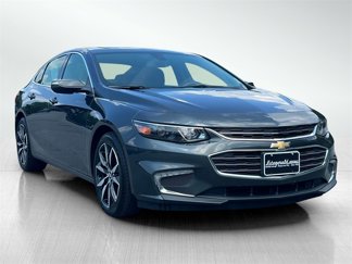 Used 2017 Chevrolet Malibu LT image 1