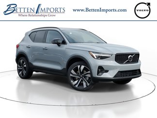 New 2025 Volvo XC40 B5 Plus w/ Protection Package Premier image 1