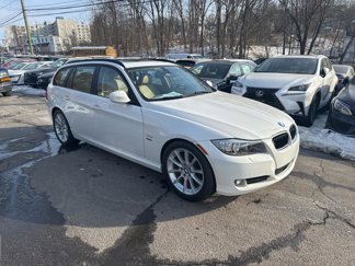 Used 2012 BMW 328i xDrive Wagon image 1