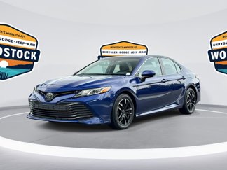 Used 2018 Toyota Camry LE image 1