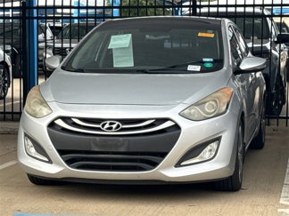 Used 2013 Hyundai Elantra GT w/ Style Pkg image 1