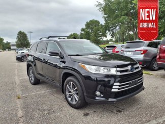 Used 2019 Toyota Highlander XLE image 1