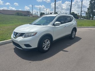 Used 2016 Nissan Rogue SV image 1