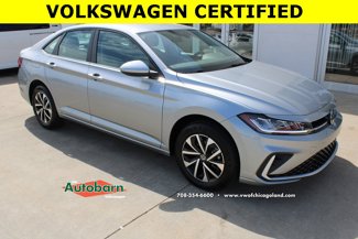 Certified 2025 Volkswagen Jetta S image 1