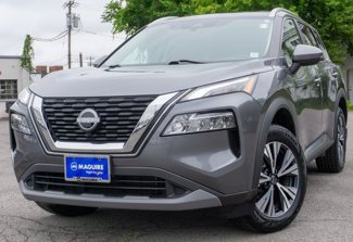 Used 2022 Nissan Rogue SV w/ SV Premium Package image 1