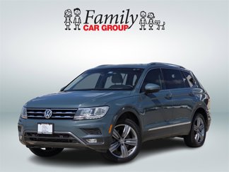 Used 2020 Volkswagen Tiguan SEL image 1