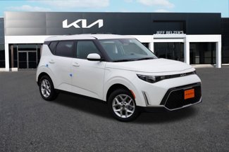 New 2025 Kia Soul LX image 1