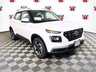 New 2025 Hyundai Venue SEL image 1