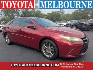 Used 2016 Toyota Camry SE image 1