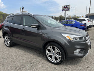 Used 2019 Ford Escape Titanium w/ U9j03 - Titanium Tow Package image 1