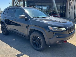 Used 2019 Jeep Cherokee Trailhawk w/ Cold Weather Group image 1