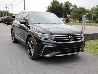 Used 2022 Volkswagen Tiguan SEL R-Line image 1