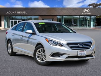 Used 2016 Hyundai Sonata SE image 1