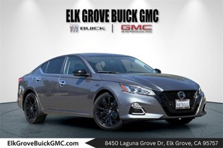 Used 2022 Nissan Altima 2.5 SR w/ Midnight Edition Package image 1