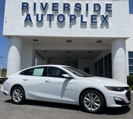 Used 2023 Chevrolet Malibu LT image 1