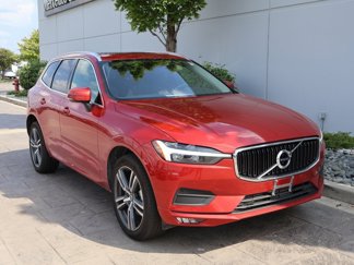 Used 2021 Volvo XC60 T5 Momentum w/ Protection Package Premier image 1