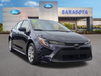Used 2020 Toyota Corolla LE image 1