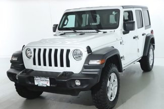 Used 2023 Jeep Wrangler Sport S image 1