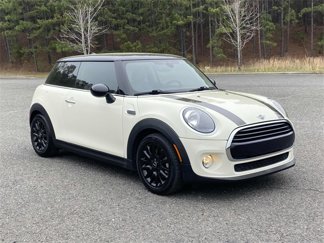 Used 2019 MINI Cooper 2-Door Hardtop image 1