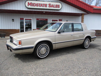 Used 1993 Dodge Dynasty image 1