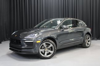 Certified 2024 Porsche Macan image 1