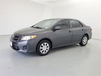 Used 2013 Toyota Corolla LE image 1