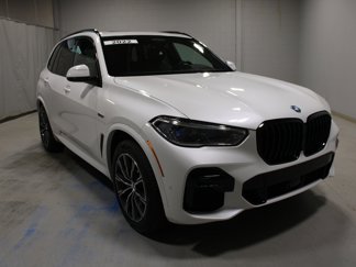 Used 2022 BMW X5 xDrive45e w/ M Sport Package image 1