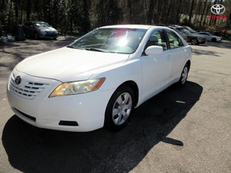 Used 2009 Toyota Camry LE image 1