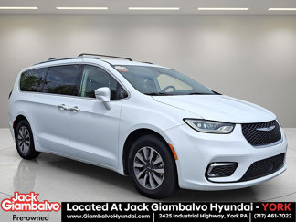 Used 2021 Chrysler Pacifica Touring-L image 1
