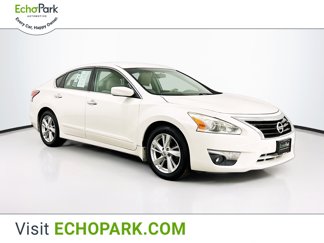 Used 2015 Nissan Altima 2.5 SV image 1