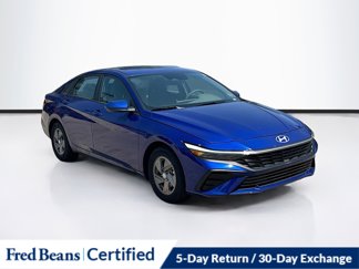 Certified 2024 Hyundai Elantra SE image 1