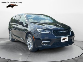 New 2025 Chrysler Pacifica Select w/ Uconnect Theater Family Group image 1