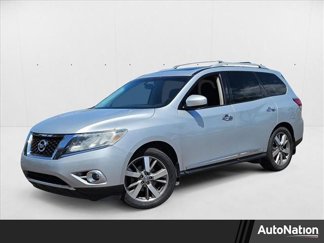 Used 2014 Nissan Pathfinder Platinum image 1