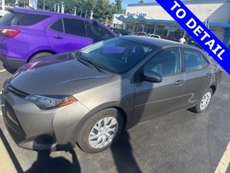 Used 2017 Toyota Corolla LE image 1