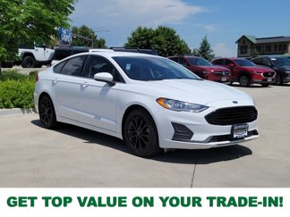 Used 2020 Ford Fusion SE image 1