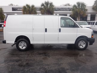 Used 2020 Chevrolet Express 2500 image 1