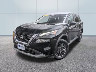 Used 2023 Nissan Rogue S image 1
