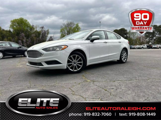 Used 2017 Ford Fusion SE w/ Fusion SE Technology Package image 1