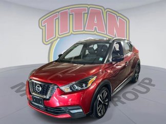Used 2020 Nissan Kicks SR w/ SR Premium Package image 1